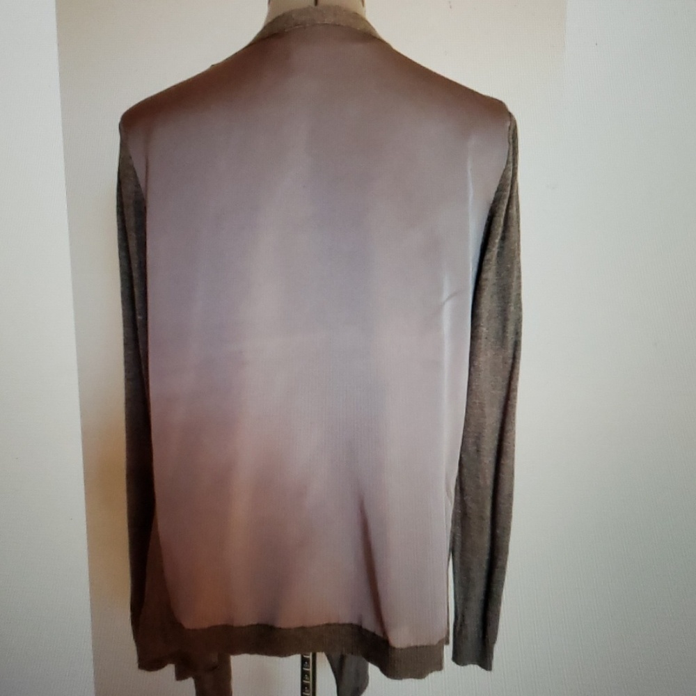 Sweater - Picture 2 of 4